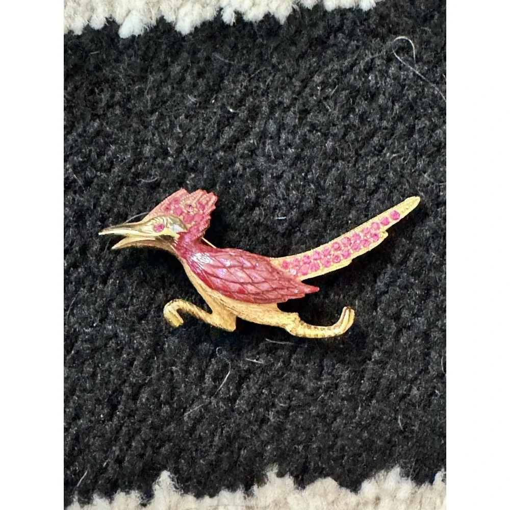 Vintage Signed ULTRA Roadrunner Pink Enamel Figural Pin Brooch Rhinestone‎
